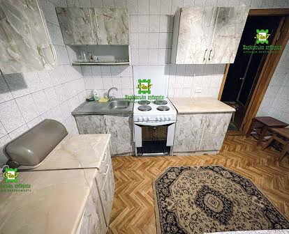 Є- відновлення Продам 3 кімнатну квартиру на Роганському житловому мас