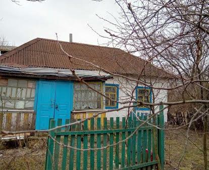 Продам будинок з ділянкою в селі Рудьківка