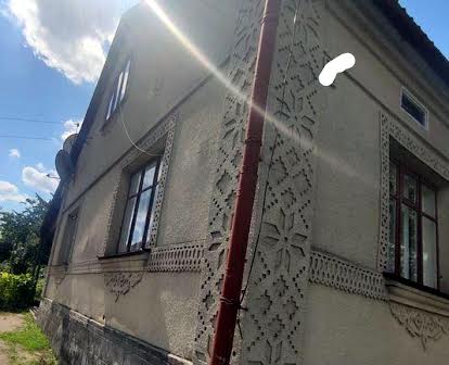 Продам будинок в Почаєві