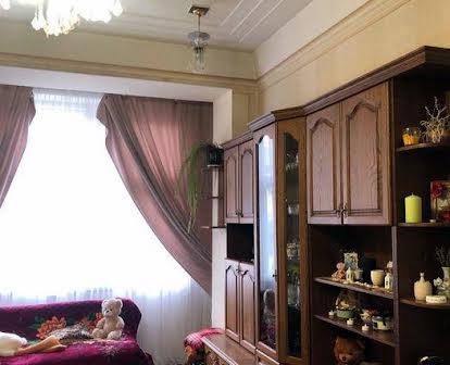 Продаж двокімнатна  квартира по вул Костя Левицького