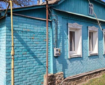 Будинок, літня кухня в смт Коломак, Харківська