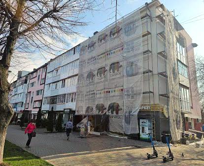 Продам 3х кімнатну квартиру у центрі Луцька на Київському майдані