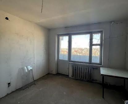 Продам 1 комнатную квартиру ну ул. Чеботарёва