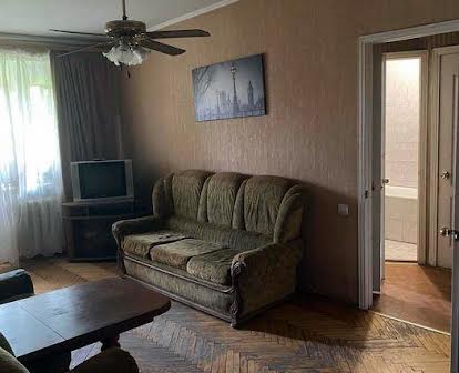 Продам 3-комнатную квартиру на Молдаванке