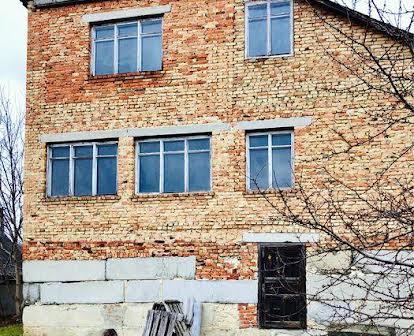 Продаж будинку під Києвом, 270 м2