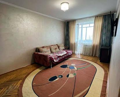 Продаж 1 кімнатної квартири по вулиці Любінська