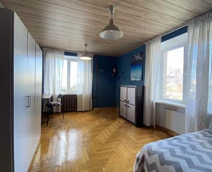 Продаж 1 кімнатної квартири з ремонтом на Левандівці
