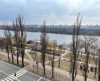 Вид на Дніпро і кручі, Русанівський бульвар 1 (Русановский бульвар)