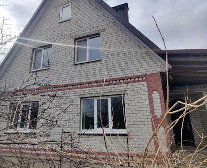 Є відновлення Продаж будинку по вулиці Корольова ( Олександрівка).