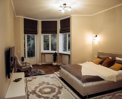 Квартира на Кобылянской с балконом