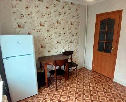 Оренда 2х кімнатної квартири у Комунарському р-ні (Рязанська 13)