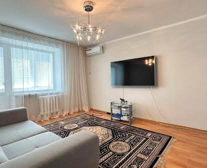 Продам 3-комнатную квартиру (чешка) Щепкина 39