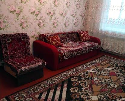 Продаж 2- кімнат. квартири  Володимира Маяковського  64А