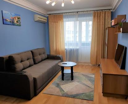 Велика Васильківська 102, 2-кімнатна квартира на продаж