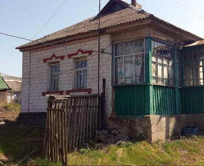 Продам дом-дачу с. Жадановка  8 км. от г. Змиев