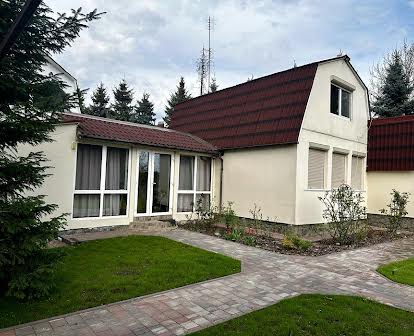 Продається будинок на березі річки Дніпро Козин перша лінія