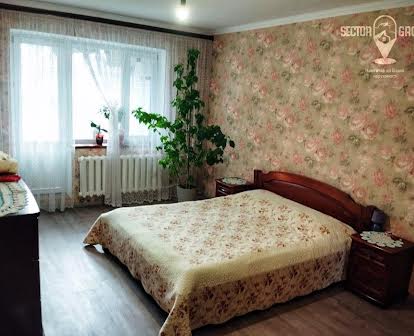 Продаж трикімнатної квартири у місті Бориспіль.