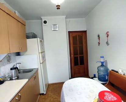 Продам 3-кімнатну квартиру в м Обухів