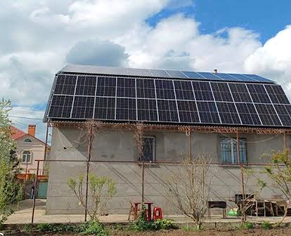 Продам  капітальний будинок з діючою  сонячною  електростанцією!