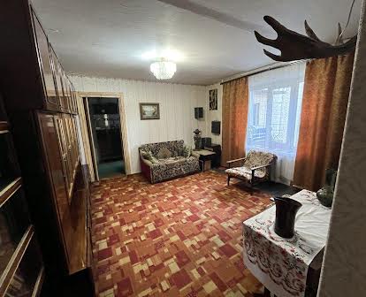 Продам 3-х кімнатну квартиру на Харківській Власник