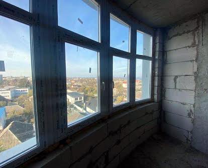 Продаж квартири в новобудові 2022 року (центр) з видом на Дніпро