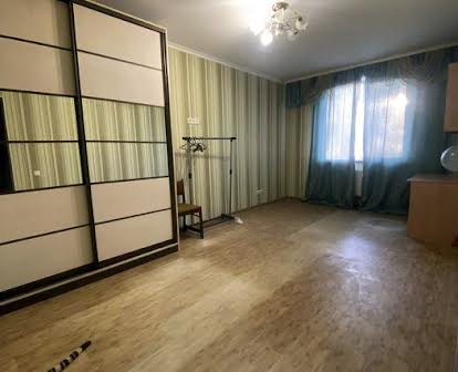 Продам 1-кімн квартиру у Новобудові
