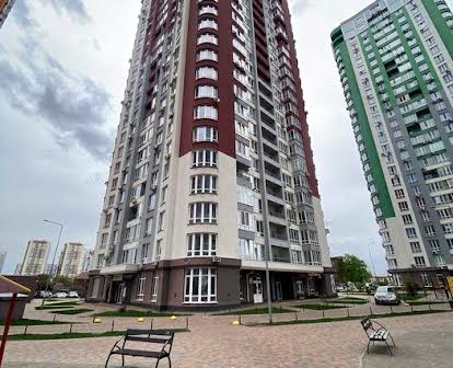 Продам 1 кімнатну  квартиру в ЖК Каховский , метро Левобережна