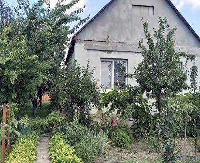 Любимівка, продам будинок з садом,  під Києвом 25 мин до метро. Термін