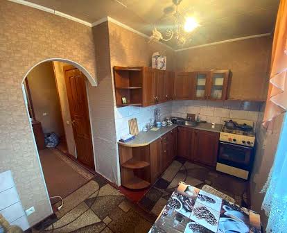 Продам однокімнатну квартиру смт Томашгород