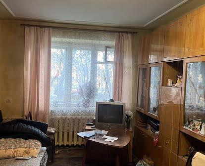 Продаж 2 кімнатно евартири вул Пасічна