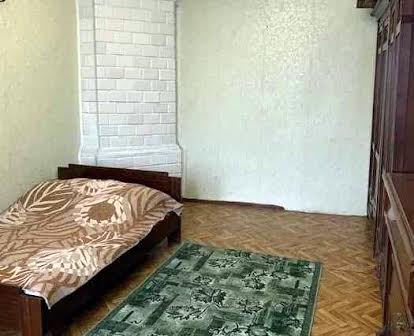 2-кімнатна квартира для родини на вул. Балківська в Малиновському р-н