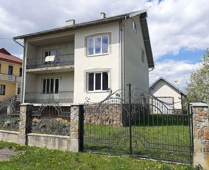 Продам житловий будинок в с. Дуброва Заплатирська