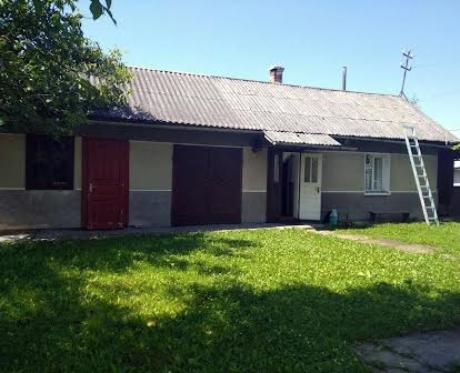 Продається цегляний будинок 30 км до Івано-Франківська