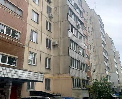 3 кім квартира Петровського 163