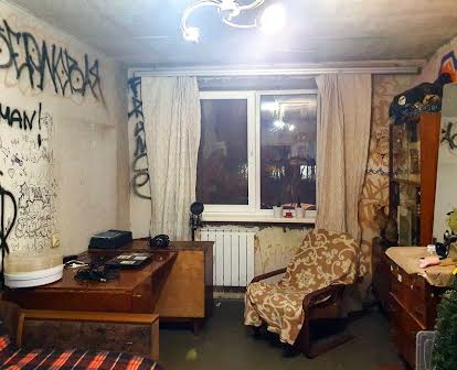 Одесская, ул. Зерновая, 2 комнатная квартира возле Роста, 1й этаж