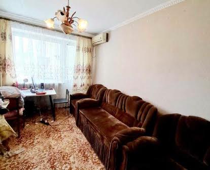 Продам 2-о кімнатну квартиру 49 м2 на Конєва-Жадова