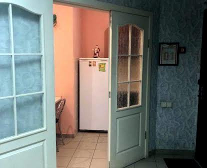 Продаж 4-х кімнатноі квартири, вул. Київський Шлях