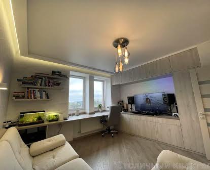 ЖК Центральний Продам 2-к квартиру з дизайн-ремонтом та меблями