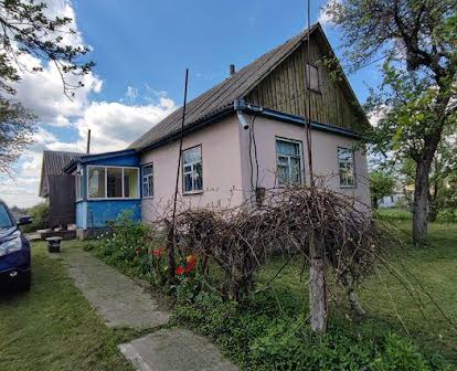 Продам будинок, дачу біля Коростишів, 100 км від Києва, 50 км Житомир