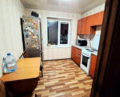 Оренда 2х кімнатної квартири у Дніпровському р-ні (Проф. Толока 24)