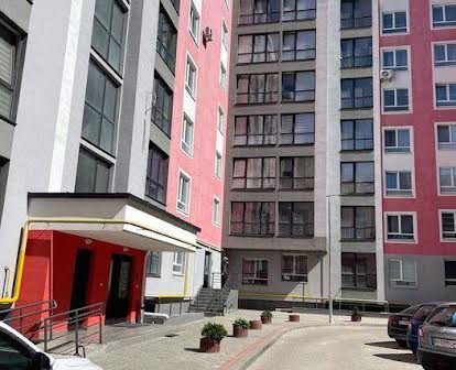 Продаж  2-кімнатної квартири  по вул. Богдана Хмельницького
