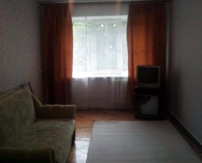 Продам 2-х комнатную квартиру на Лахтинской