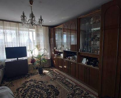 Продам 2 кімнатну квартиру на Константиновича 9052