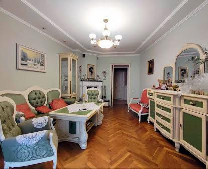 Продаж 3-кімнатної квартири в Польському люксі, по вул. Київська