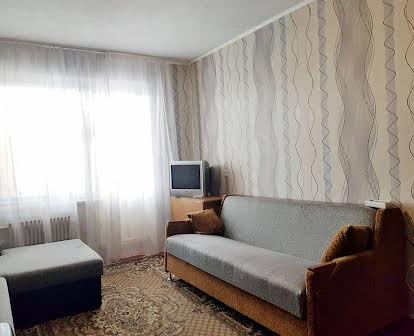 Сдам 1комнатную квартиру  Донецкое шоссе,Есть необходимые мебель и тех