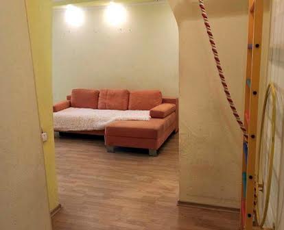 Продам свою 1 кімнатну квартиру в Придніпровську