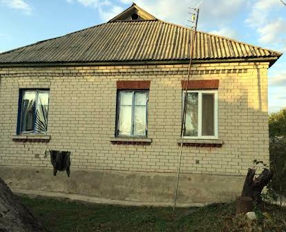 Продається будинок в місті Бобровиця