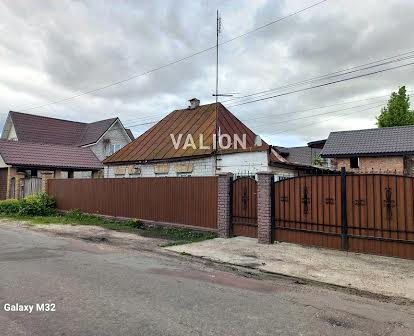 Продаж будинку з ділянкою, місто Бровари, вул. Д. Янченка (Андрєєва)