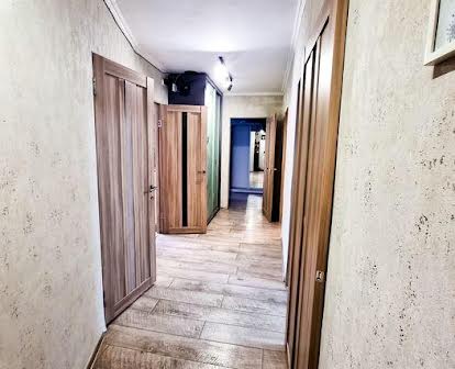 Є-оселя, Є-відновлення 3-х кімнатна квартира Павліченко нестандартне п