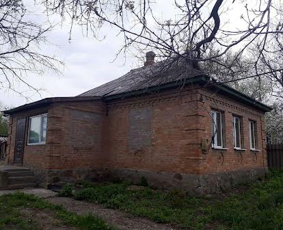 Продається будинок місто Знамянка (с. Петрове провулок Шкільний 10)